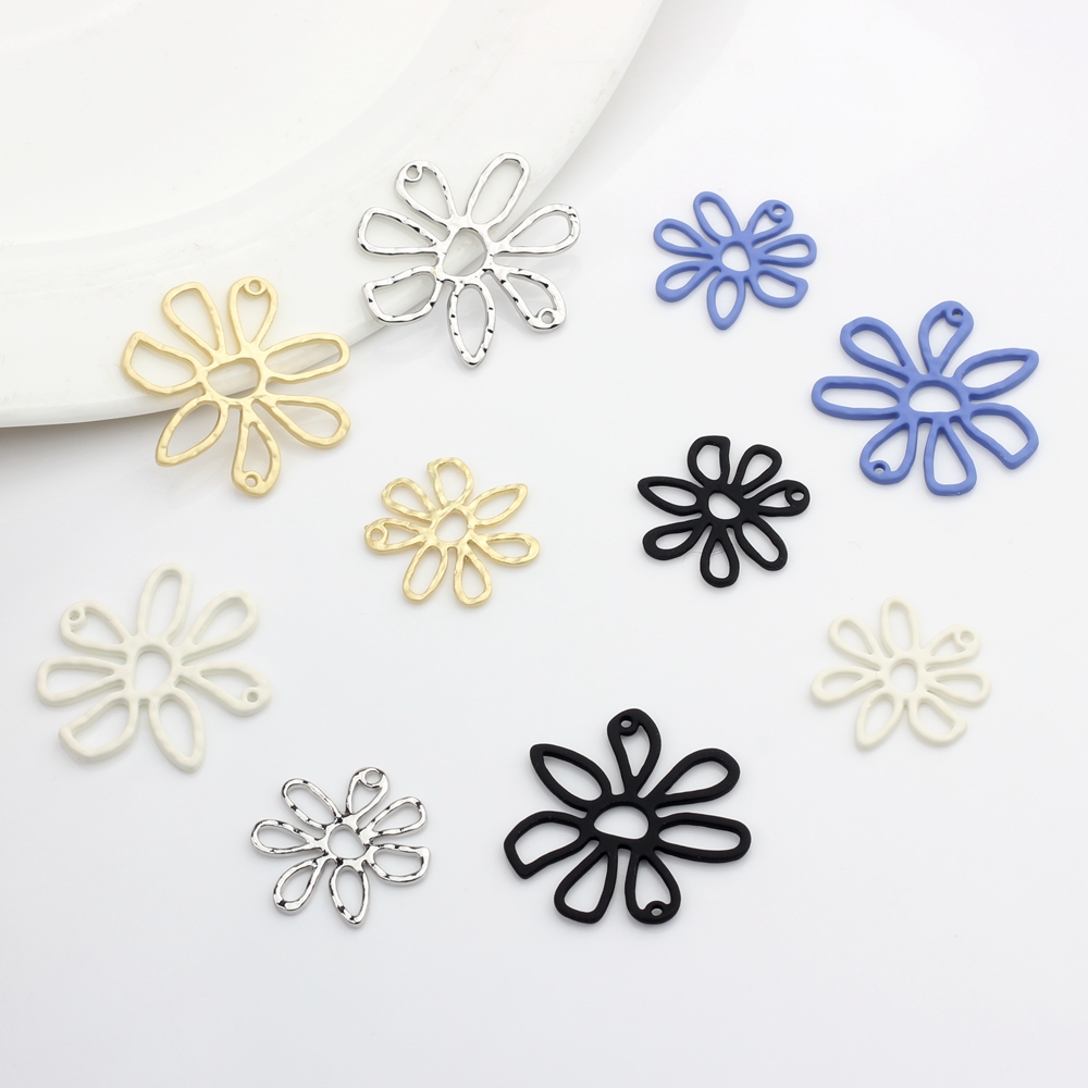 Metallic Spray Paint - Connettore per ciondoli con fiori cavi